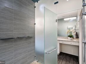 2041 Locust Street, Philadelphia PA 19103