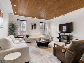 2041 Locust Street, Philadelphia PA 19103