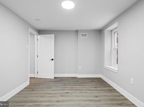 449 Delmar Street, Philadelphia PA 19128