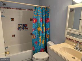 1706 Julie Court, Bensalem PA 19020