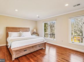 9939 Bentcross Drive, Potomac MD 20854