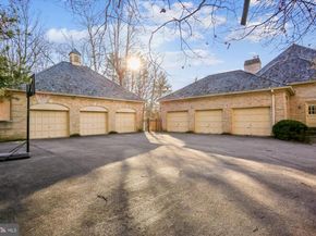 9939 Bentcross Drive, Potomac MD 20854