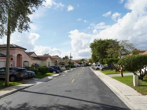 10245 SW 16th Court, Pembroke Pines FL 33025