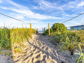 228 Hibiscus Avenue 334, Lauderdale By The Sea FL 33308