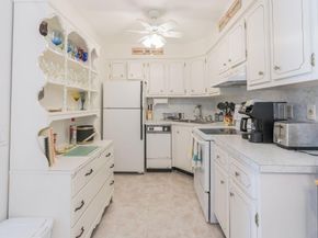 228 Hibiscus Avenue 334, Lauderdale By The Sea FL 33308