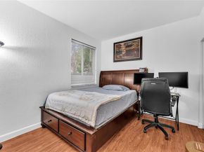 1059 Golden Cane Dr, Weston FL 33327