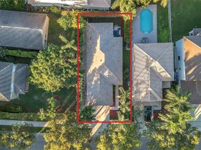 1059 Golden Cane Dr, Weston FL 33327