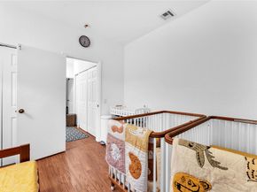 1059 Golden Cane Dr, Weston FL 33327