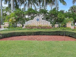 5045 Northern Lights Drive, Greenacres FL 33463