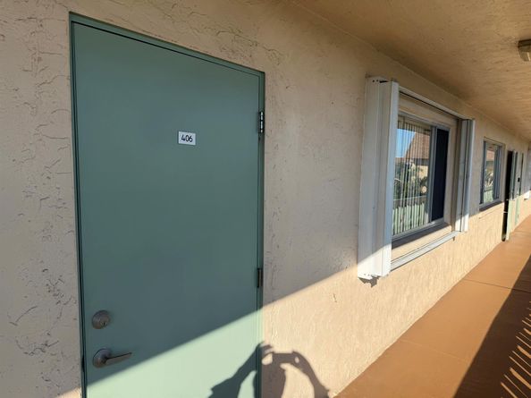 300 Village Green Circle S 406, Palm Springs FL 33461