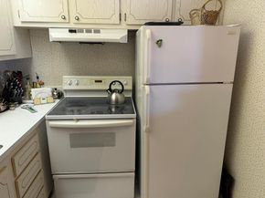 300 Village Green Circle S 406, Palm Springs FL 33461