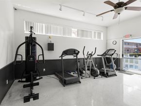 901 SW 11th Ave 16H, Hallandale Beach FL 33009