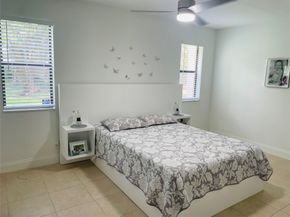 8745 Shadow Wood Boulevard 105, Coral Springs FL 33071