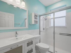 4480 NW 42nd Ter, Coconut Creek FL 33073