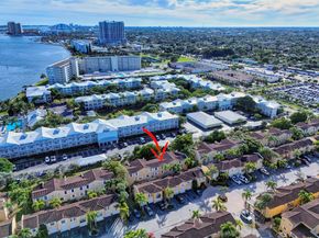 1040 Lake Shore Dr 203, Lake Park FL 33403