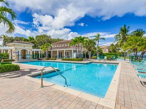 1040 Lake Shore Dr 203, Lake Park FL 33403