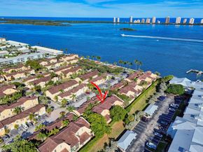 1040 Lake Shore Dr 203, Lake Park FL 33403