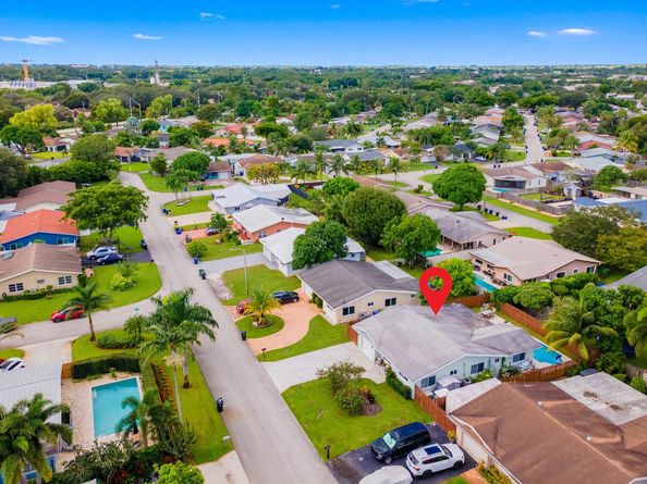 3161 NW 65th Dr, Fort Lauderdale FL 33309