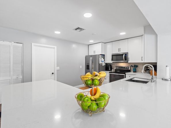 3161 NW 65th Dr, Fort Lauderdale FL 33309