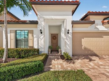 12155 N Baypoint Cir