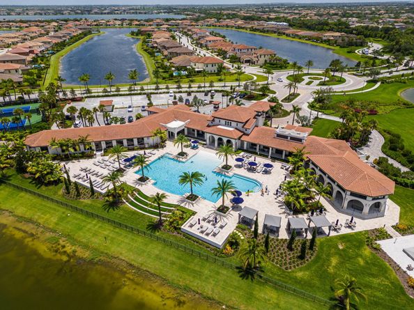 12155 N Baypoint Cir, Parkland FL 33076