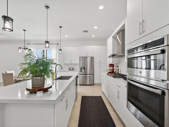12155 N Baypoint Cir, Parkland FL 33076