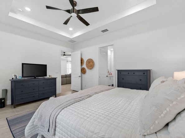 12155 N Baypoint Cir, Parkland FL 33076