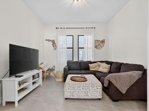 12155 N Baypoint Cir, Parkland FL 33076