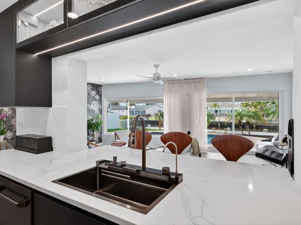 2720 NE 59th St, Fort Lauderdale FL 33308