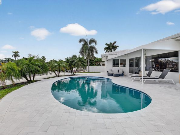 2720 NE 59th St, Fort Lauderdale FL 33308