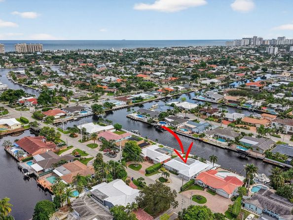 2720 NE 59th St, Fort Lauderdale FL 33308