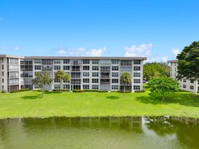 555 Oaks Ln 112, Pompano Beach FL 33069