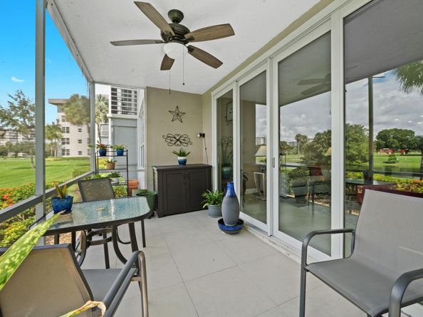 555 Oaks Ln 112, Pompano Beach FL 33069