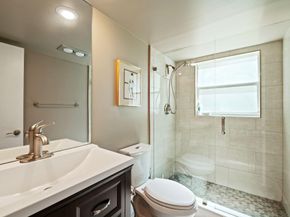 555 Oaks Ln 112, Pompano Beach FL 33069