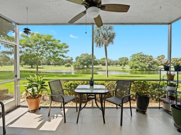 555 Oaks Ln 112, Pompano Beach FL 33069