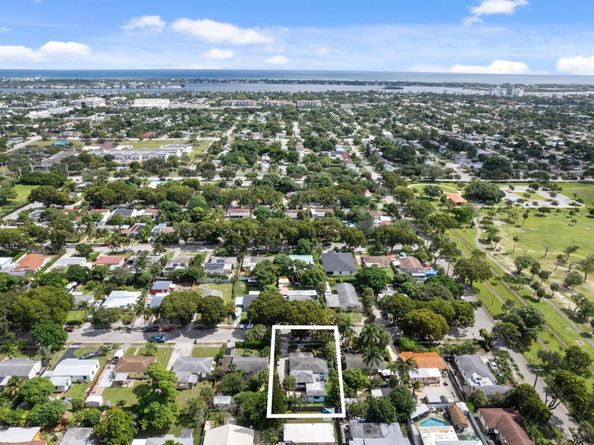 3101 Glenwood Road, West Palm Beach FL 33405