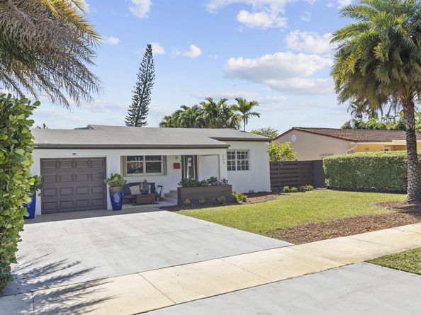297 Minola Drive, Miami Springs FL 33166