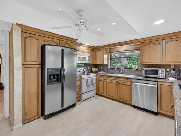 345 Hamlet Drive, Delray Beach FL 33445