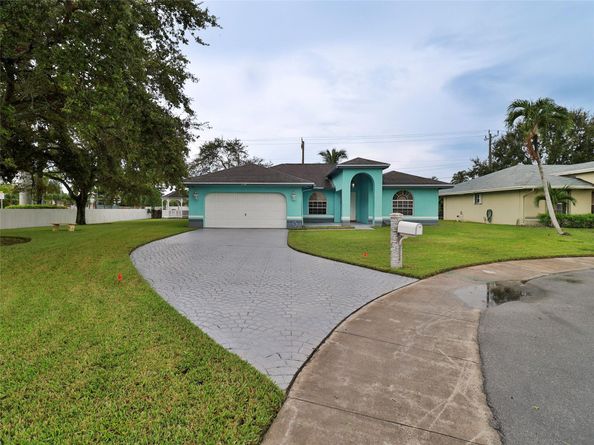 3100 NW 43rd Pl, Fort Lauderdale FL 33309