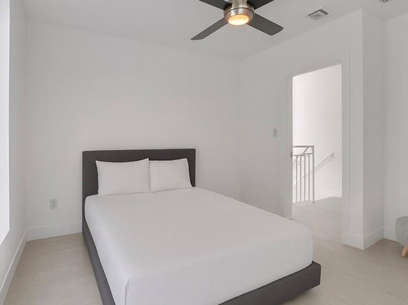 703 SE 16th Ct, Fort Lauderdale FL 33316