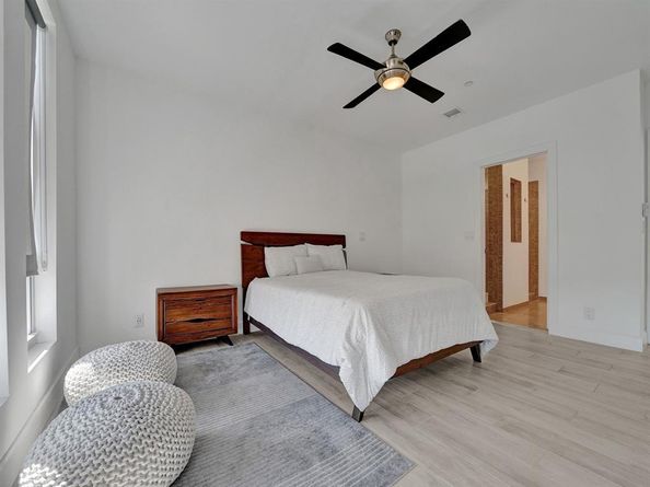 703 SE 16th Ct, Fort Lauderdale FL 33316