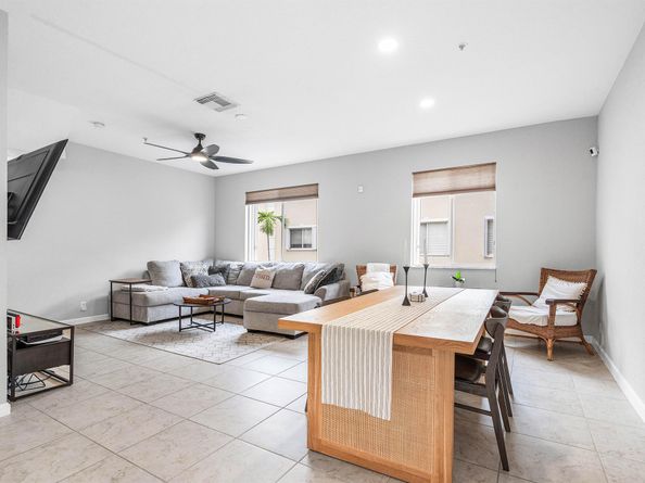 2897 S Greenleaf Circle, Boynton Beach FL 33426
