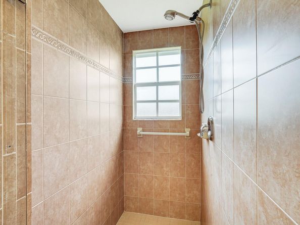 16383 73rd Terrace N, Palm Beach Gardens FL 33418