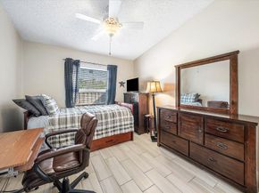 16 Ripley Way, Boynton Beach FL 33426