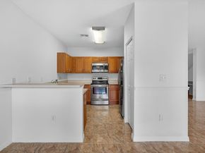 513 Talia Circle, Palm Springs FL 33461