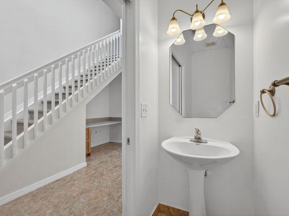 513 Talia Circle, Palm Springs FL 33461