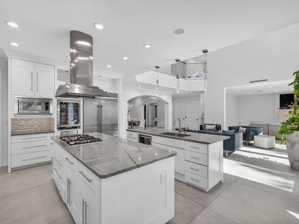 2614 Castilla Isle, Fort Lauderdale FL 33301