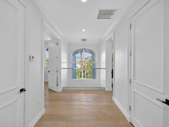 2614 Castilla Isle, Fort Lauderdale FL 33301