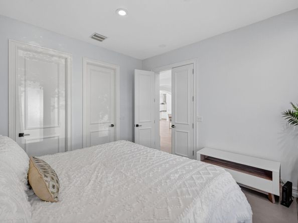 2614 Castilla Isle, Fort Lauderdale FL 33301