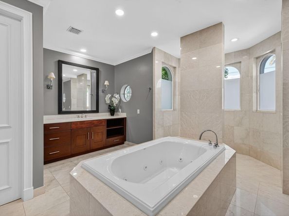 2614 Castilla Isle, Fort Lauderdale FL 33301